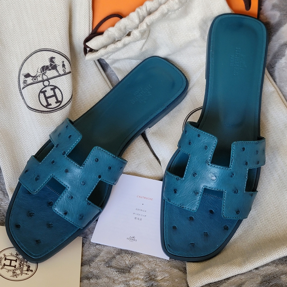Hermes oran sandal ostrich skin Femme Autruche size 40EU 10US Leather Mule Bleu